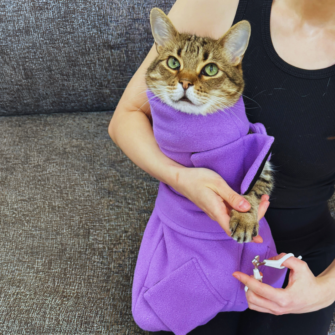 Easier Pet Care | Calm & Cozy Cat Wrap